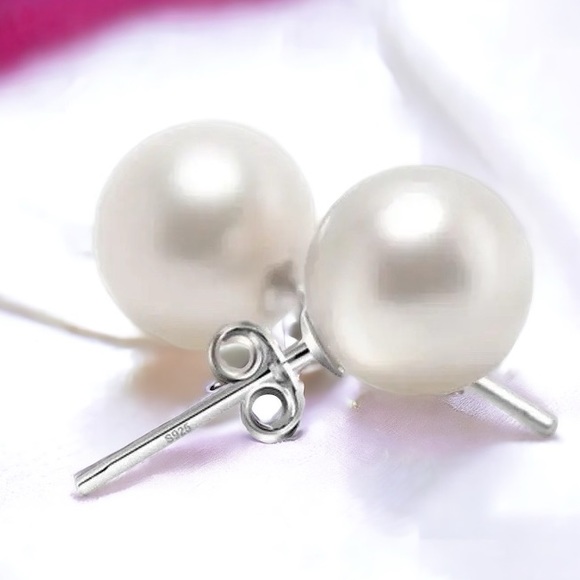 893. Freshwater Cultured Pearl .925 Sterling Silver Button Ball Stud Earrings - Picture 4 of 6